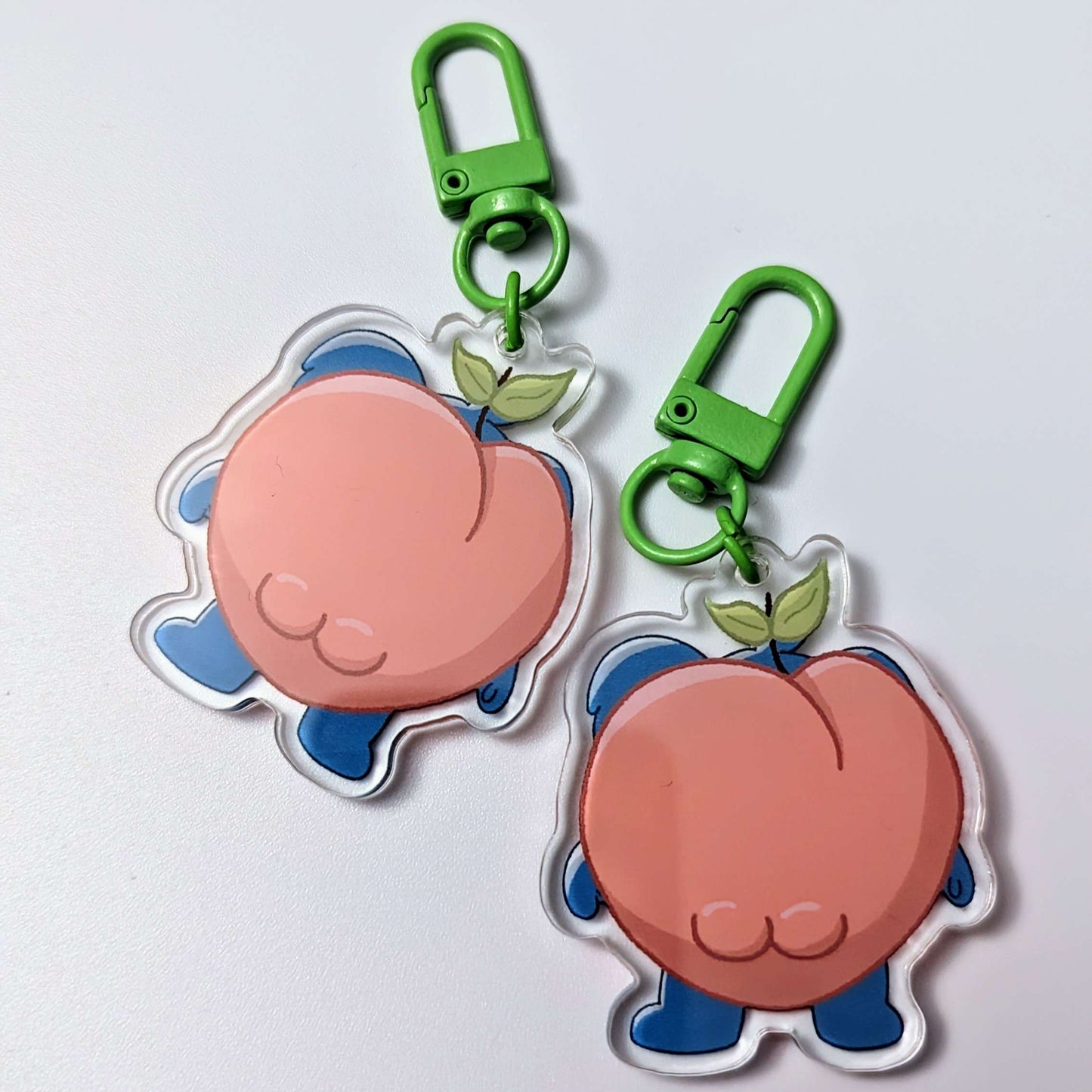 A75: Ozzie Peachy Keychain